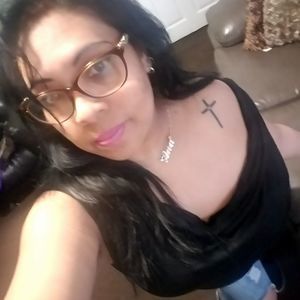 Meet your Posher, Anee